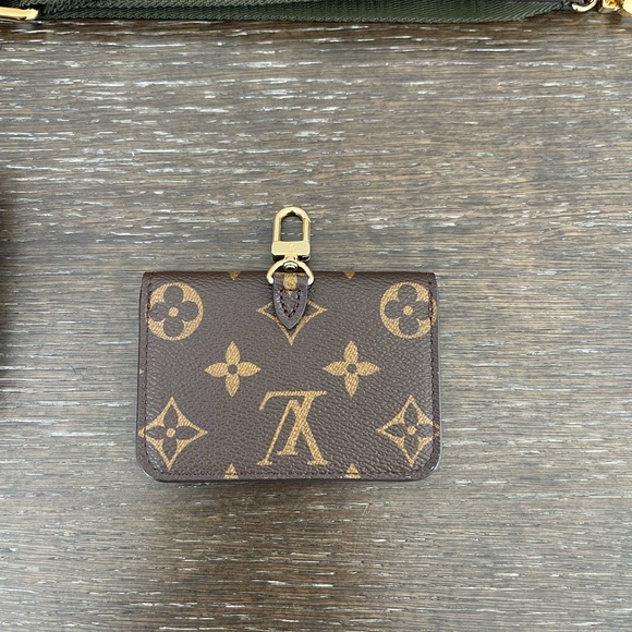 S2021 LV Felicie Strap & Go - Picture 9 of 9